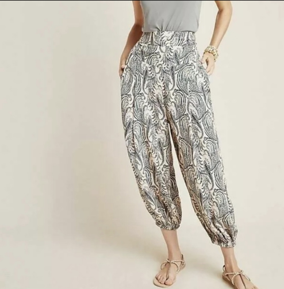 ⭐ Anthropologie Paisley Printed Harem Pants